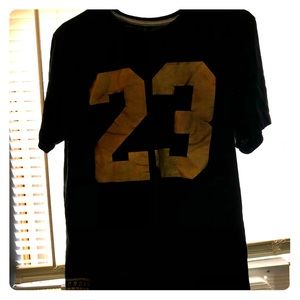 🌪BOGO🌪Men’s Jordan 23 t-shirt Medium
